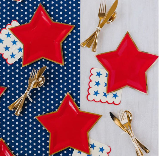 Star Napkins with Scallop Edge