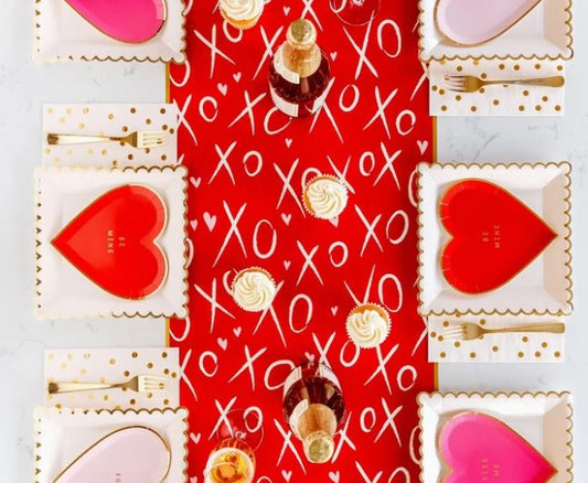 XOXO Table Runner